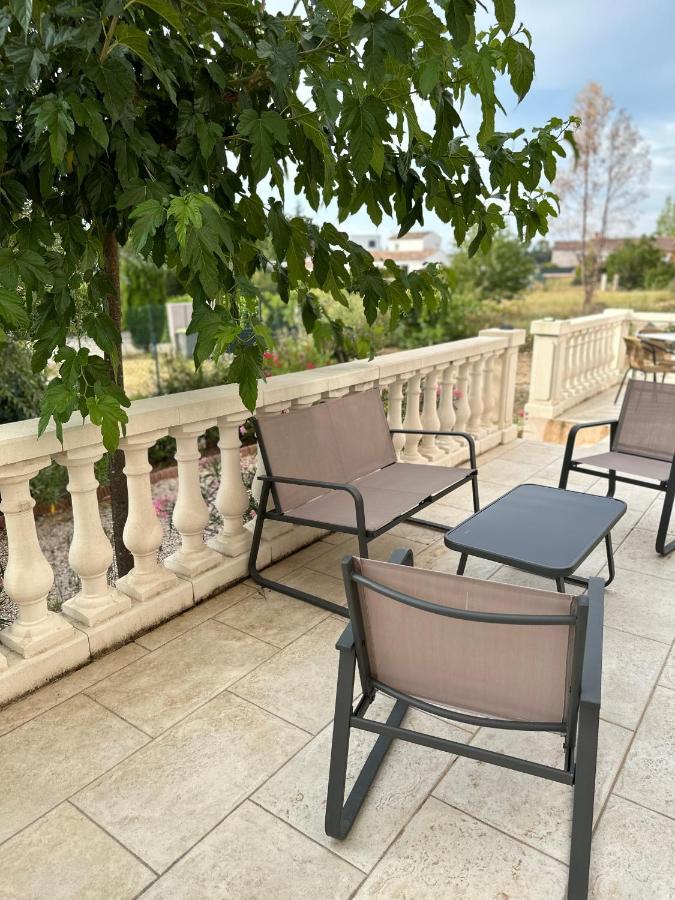 La Villa Du Rayol Saint Maximin Екстериор снимка