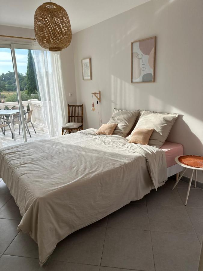 La Villa Du Rayol Saint Maximin Екстериор снимка